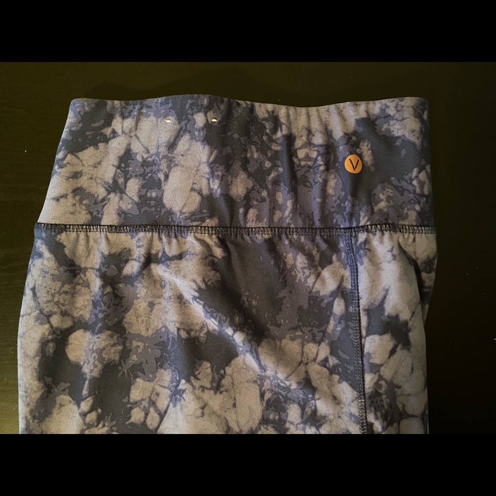 Livi 7/8 Power Legging